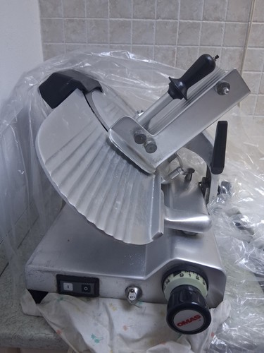 Omas affettatrice elettrica - omas,