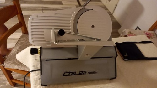 Affettatrice usata 22cm lama - usata,