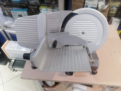 Affettatrice usata semi - affettatrice,